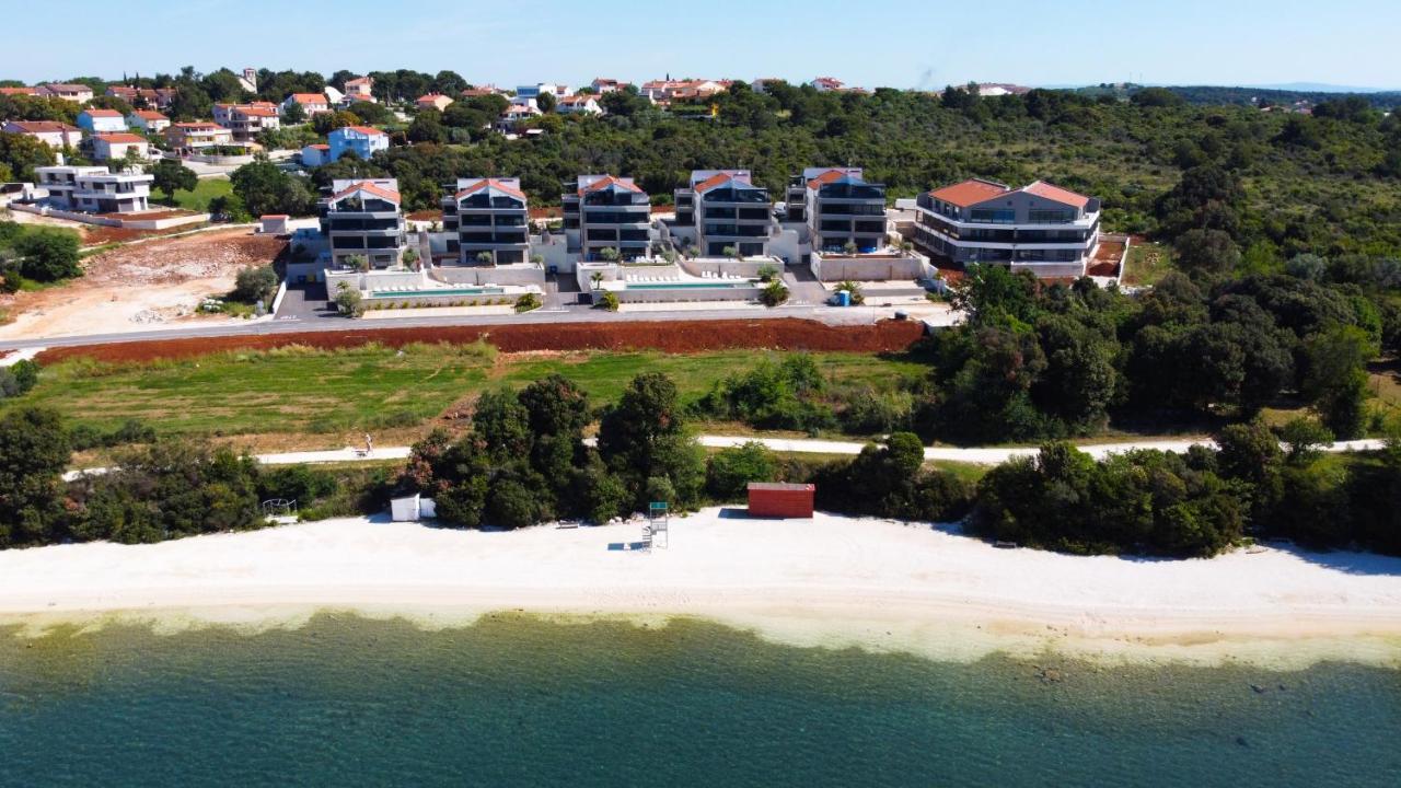 Lijon Lägenhet Banjole Exteriör bild